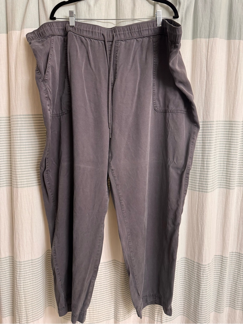 Jones New York Charcoal Gray Casual Jogger Trousers